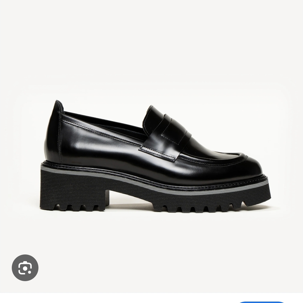 M. Gemi Black Leather Loafers
